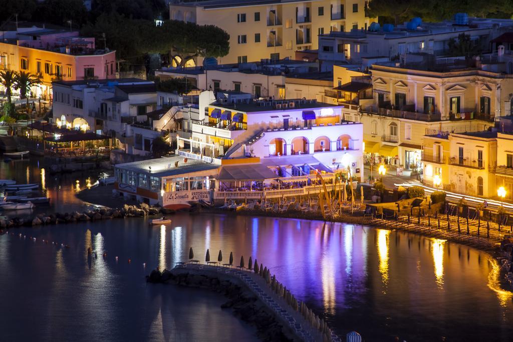 Hotel La Sirenella ラッコ・アメーノ エクステリア 写真