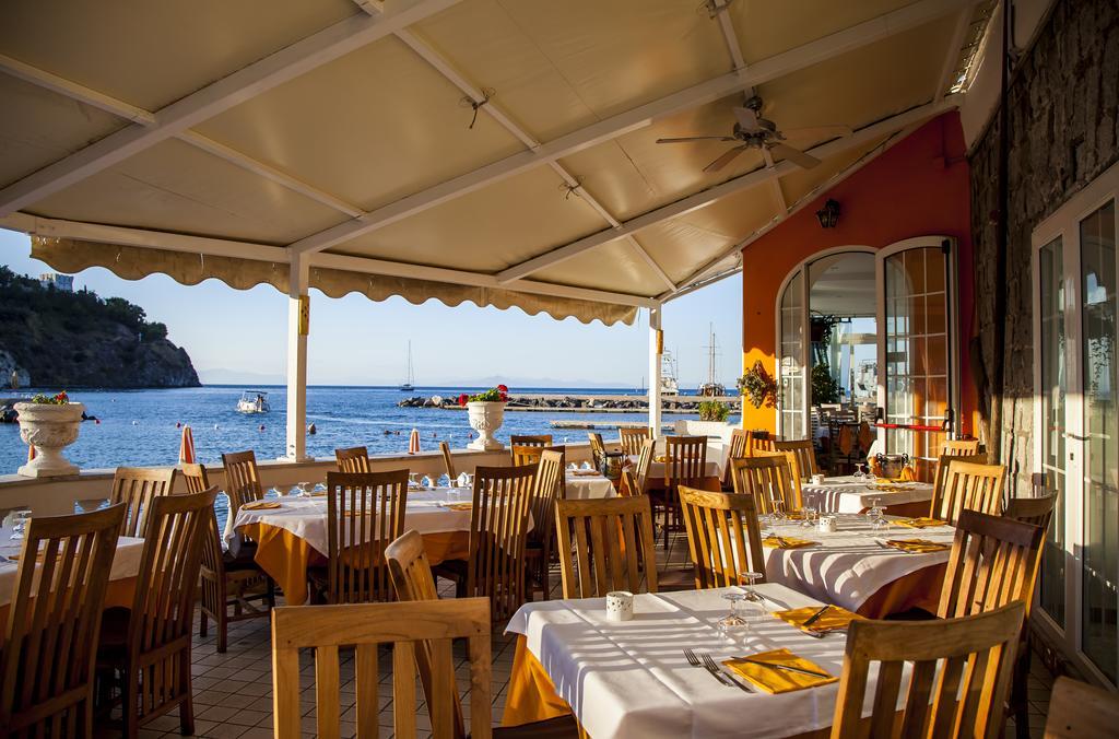 Hotel La Sirenella ラッコ・アメーノ エクステリア 写真