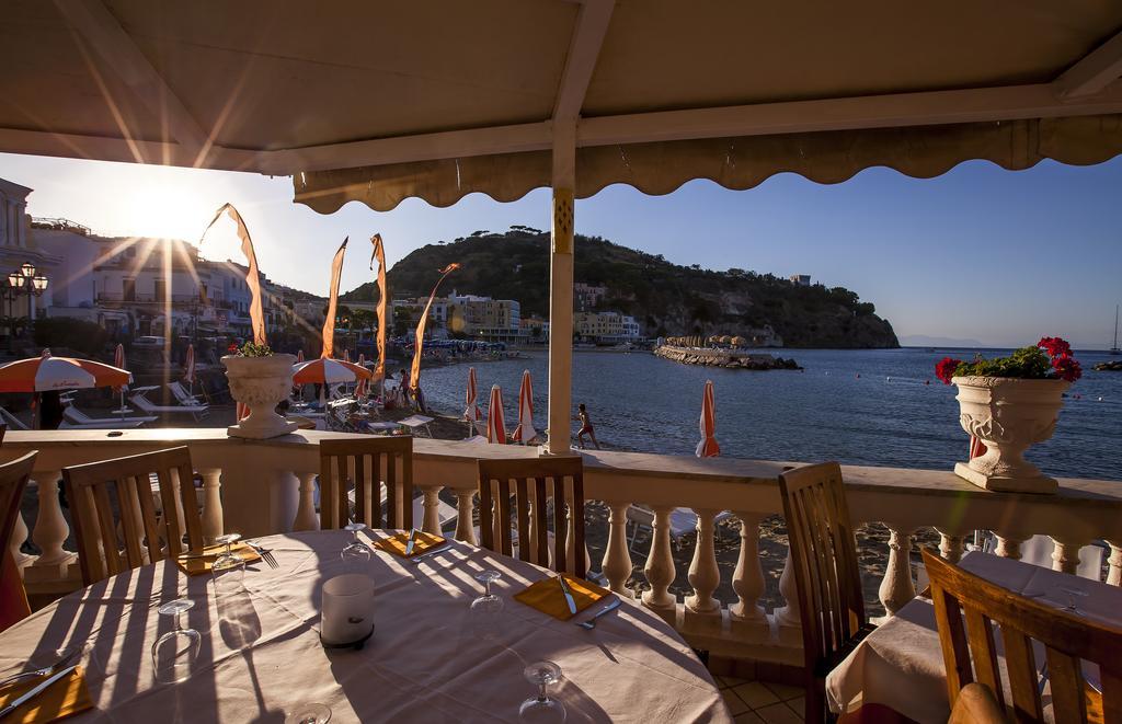 Hotel La Sirenella ラッコ・アメーノ エクステリア 写真