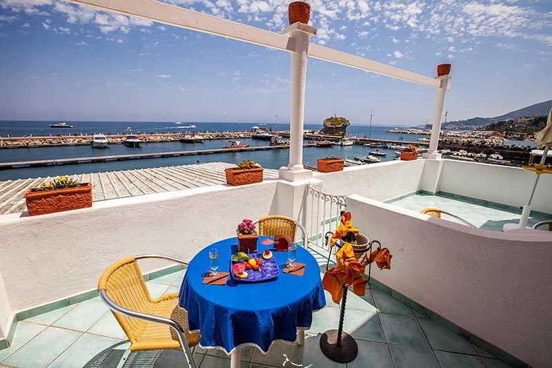 Hotel La Sirenella ラッコ・アメーノ エクステリア 写真